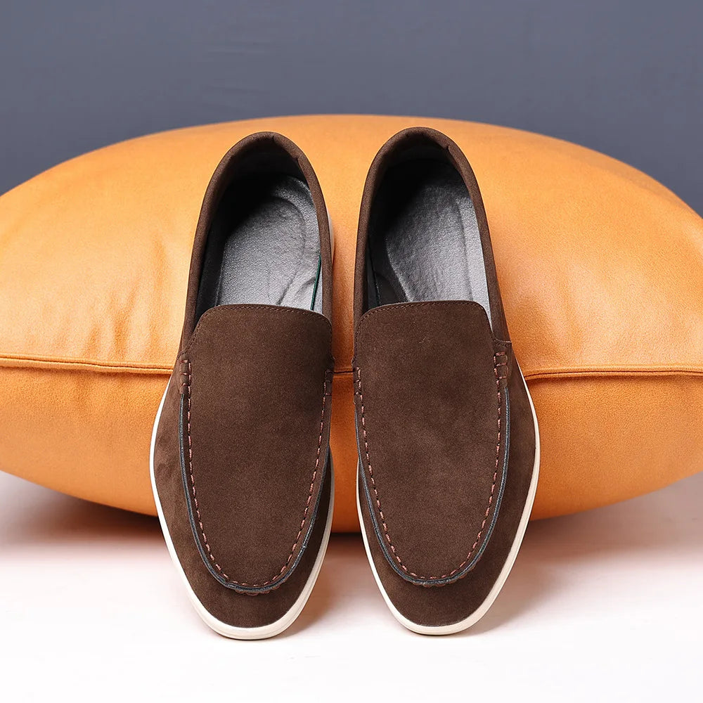 Mocassins Homme – Classiques en Cuir Suédé, Élégants & Confortables