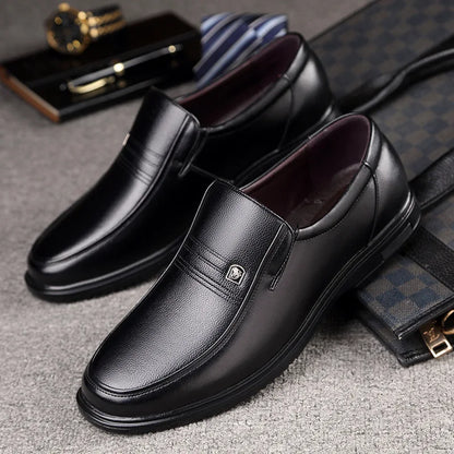 Chaussures habillées homme – mocassins en cuir noirs, respirants et élégants